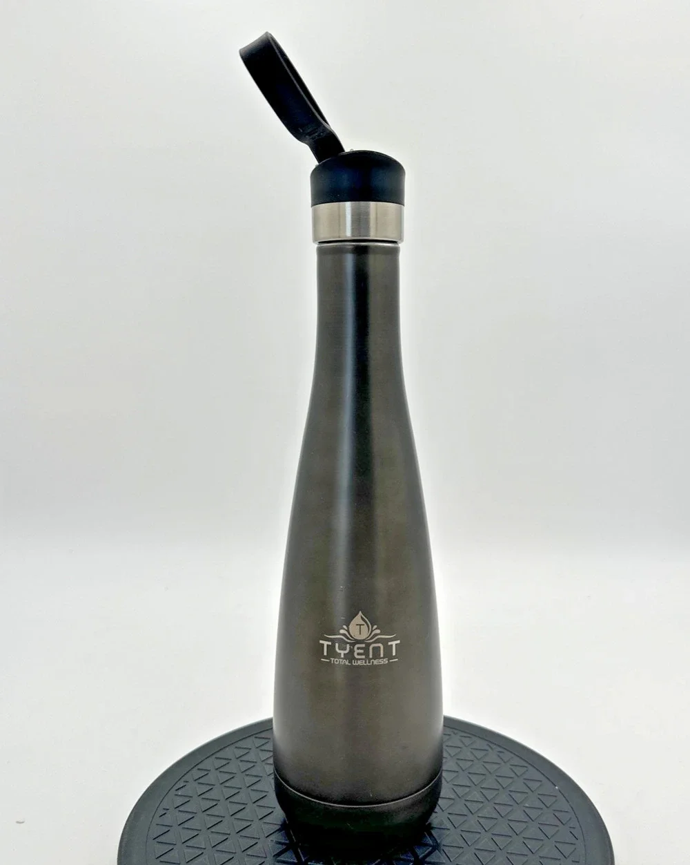 Tyent Stainless Steel Black Alkaline Water Bottle 750 ml